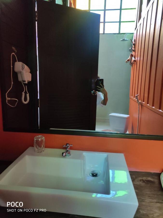 Tamarind Guesthouse Phra Nakhon Si Ayutthaya Ngoại thất bức ảnh