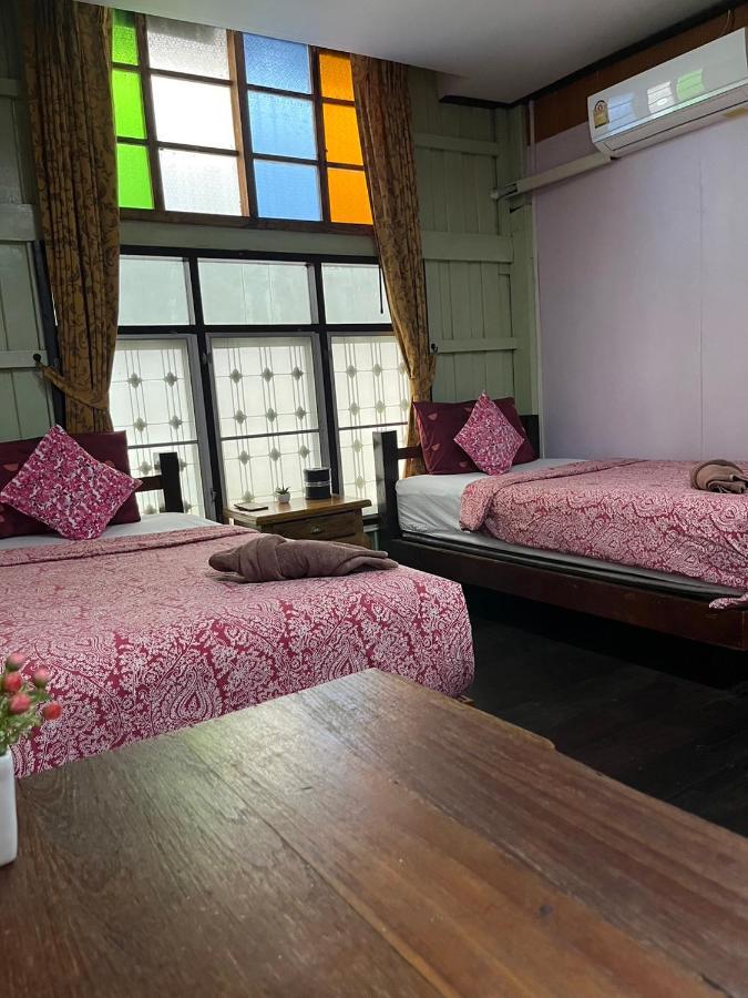 Tamarind Guesthouse Phra Nakhon Si Ayutthaya Ngoại thất bức ảnh